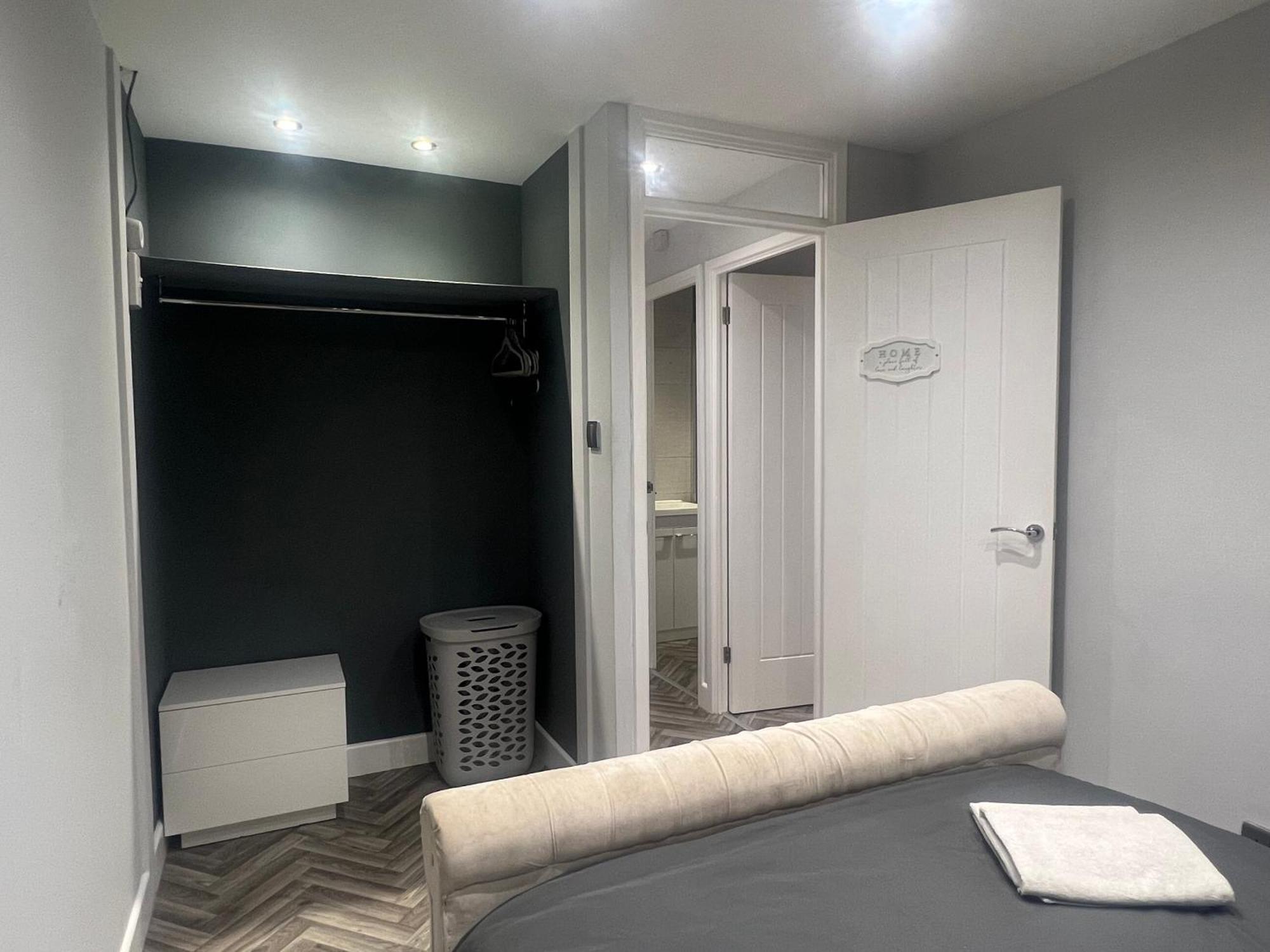 Broadway Retreat With Free Parking Apartment Herne Bay Ngoại thất bức ảnh